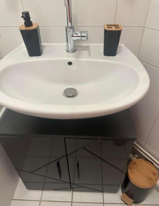 Appartement Neuf Entierement Equipe Proche Centre أميا المظهر الخارجي الصورة