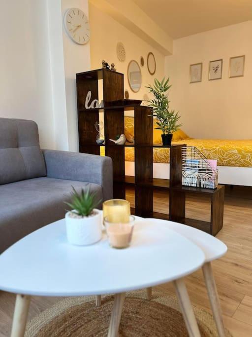 Appartement Neuf Entierement Equipe Proche Centre أميا المظهر الخارجي الصورة